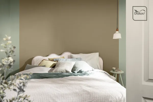 Green Bedroom 19
